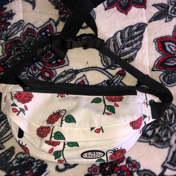 Zumiez Handbags - Fannypack